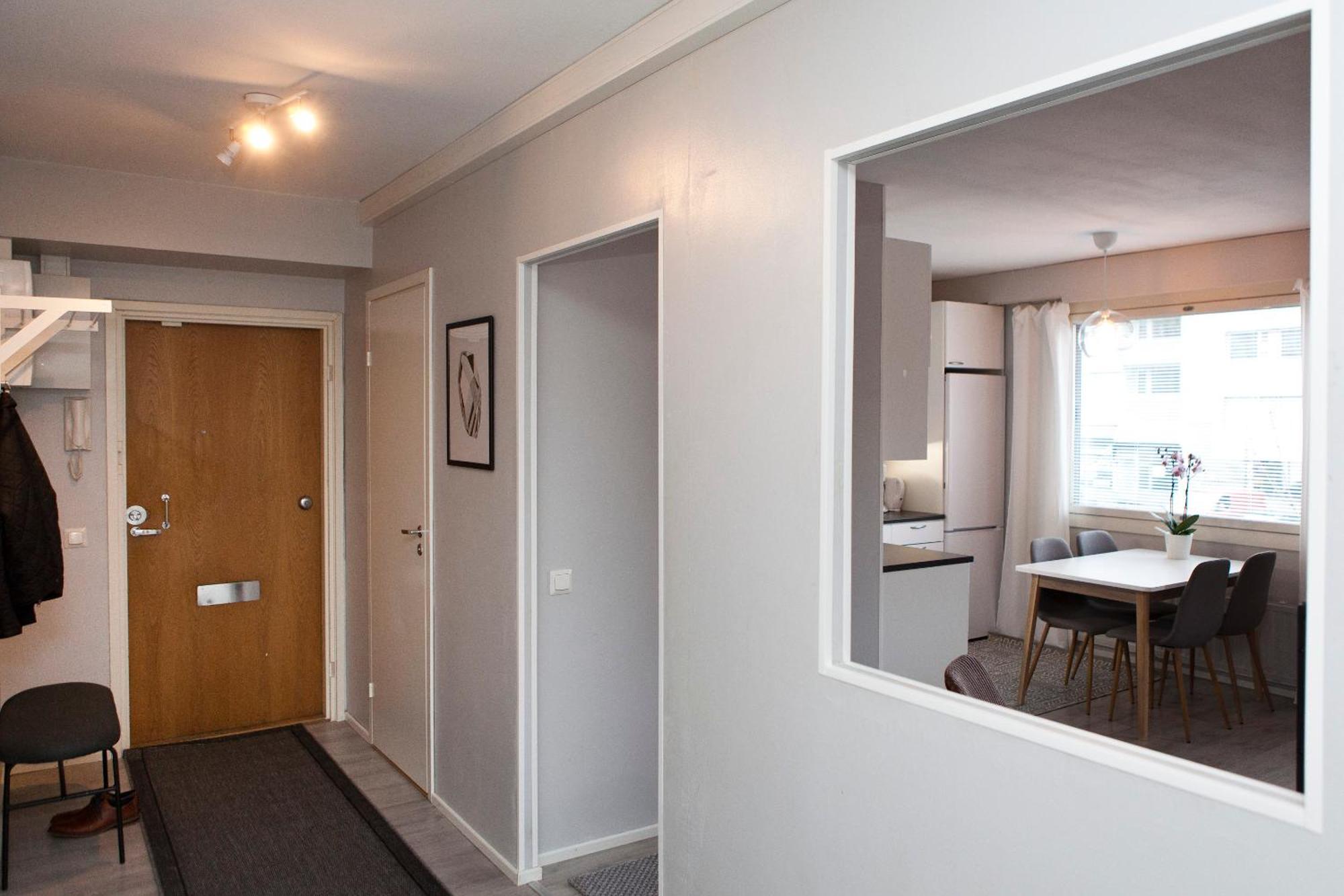 Center Located, Two-room Flat With Patio And Wifi *